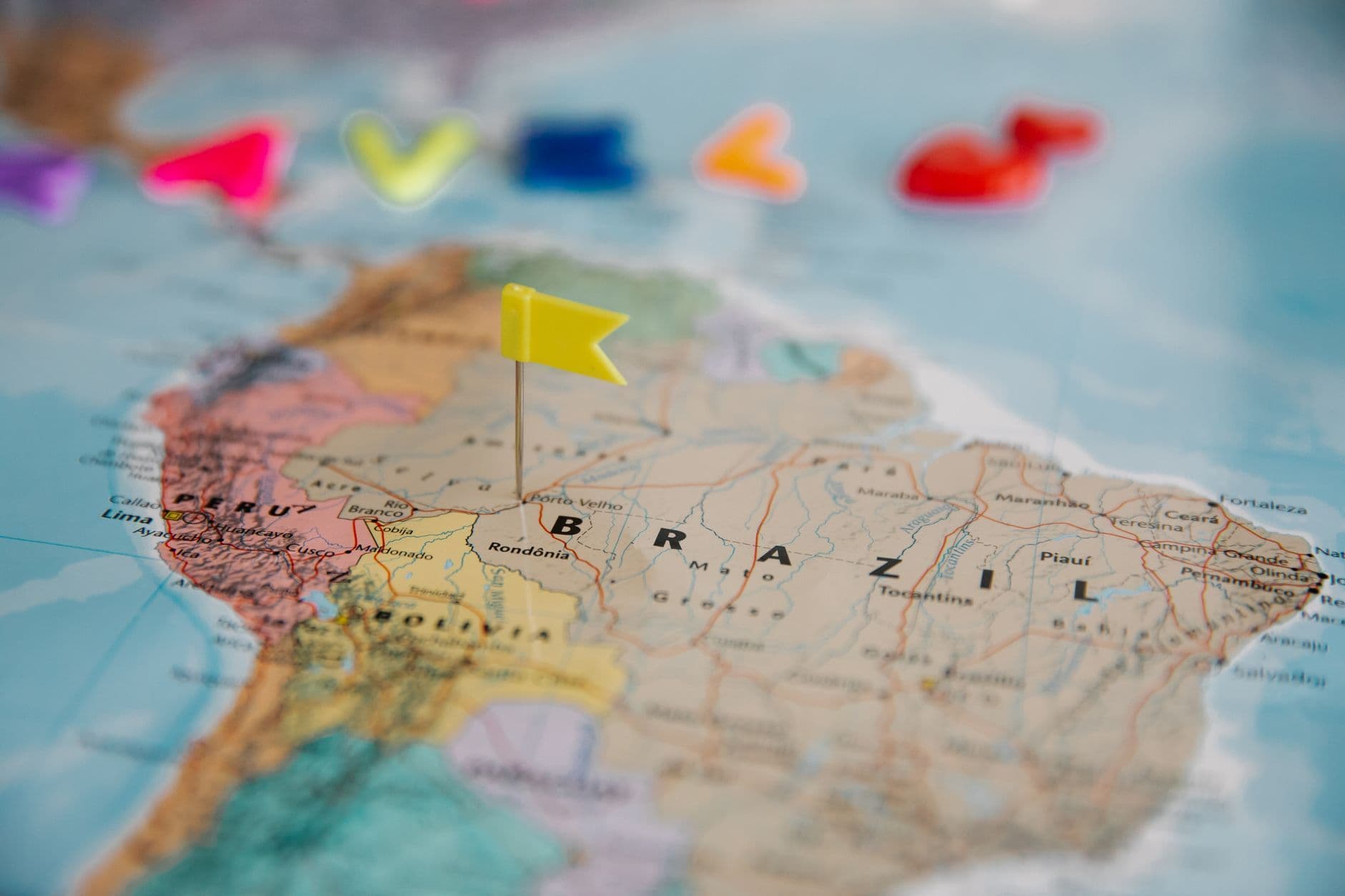 Irán y EE. UU. sellan un memorando: ¿qué implica realmente para Colombia y Latinoamérica?